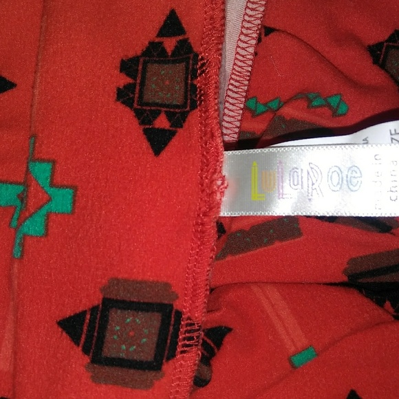 Outfit top and bottom 30 together or 17. Each - Picture 5 of 6